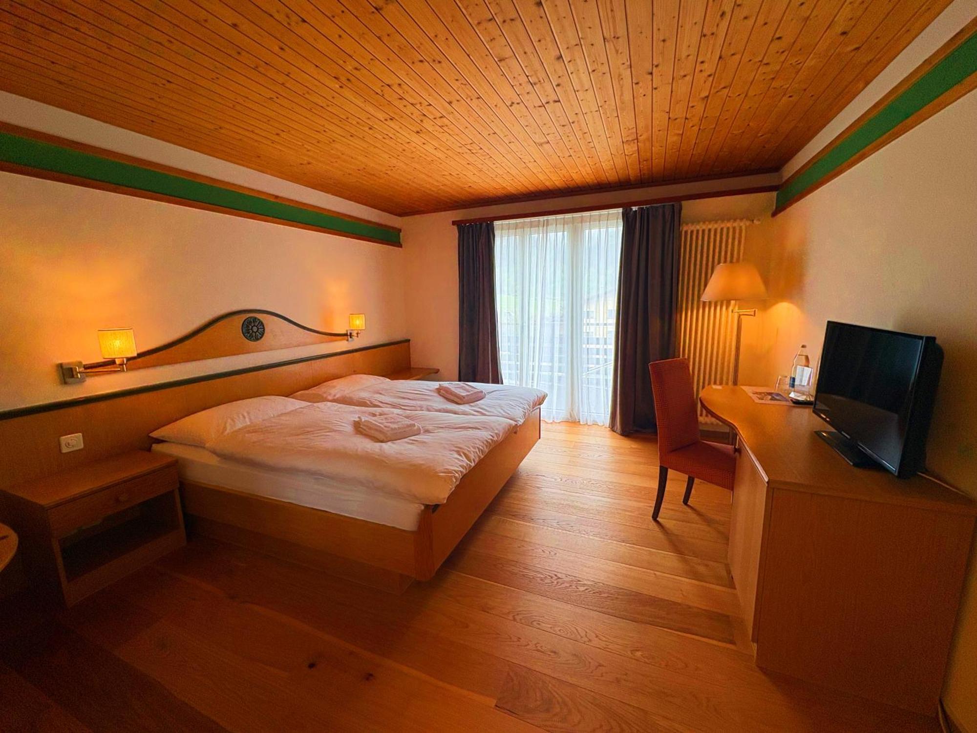 Madrisa Hotel 3*